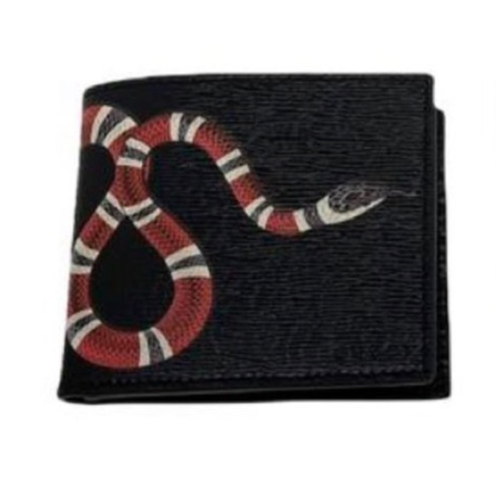 Black Leather Men's Bi Fold Wallet w/ Coral Snake